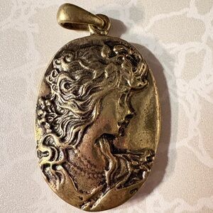 Vintage-Inspired Gold tone Cameo style  pendant